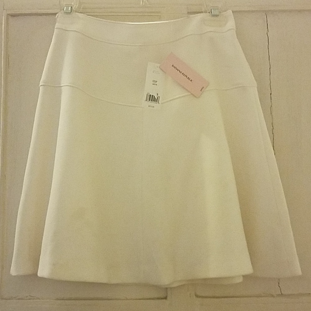 Banana Republic skirt NWT 00P cream/off white